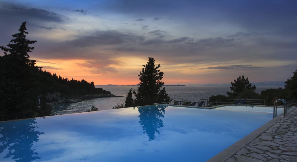 Longós Glyfada Beach Villas מראה חיצוני תמונה