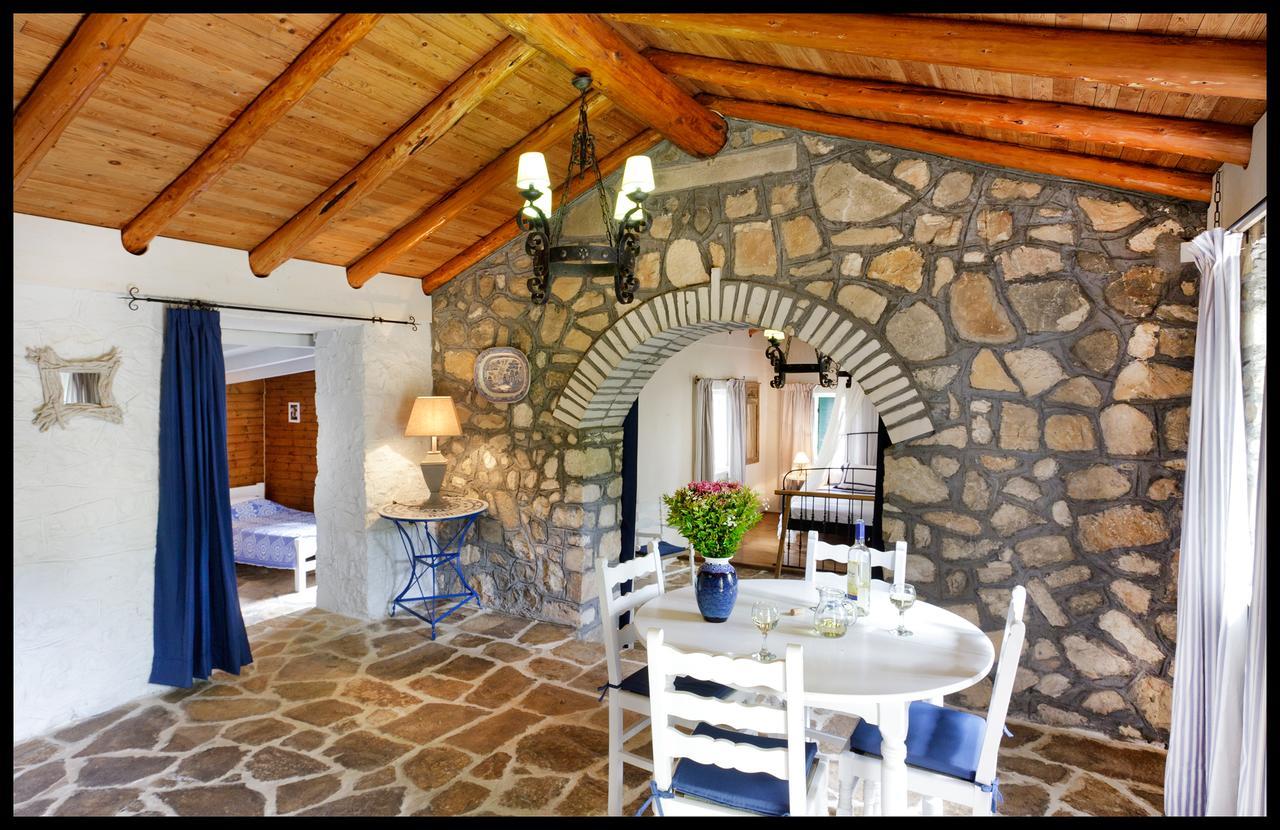 Longós Glyfada Beach Villas מראה חיצוני תמונה