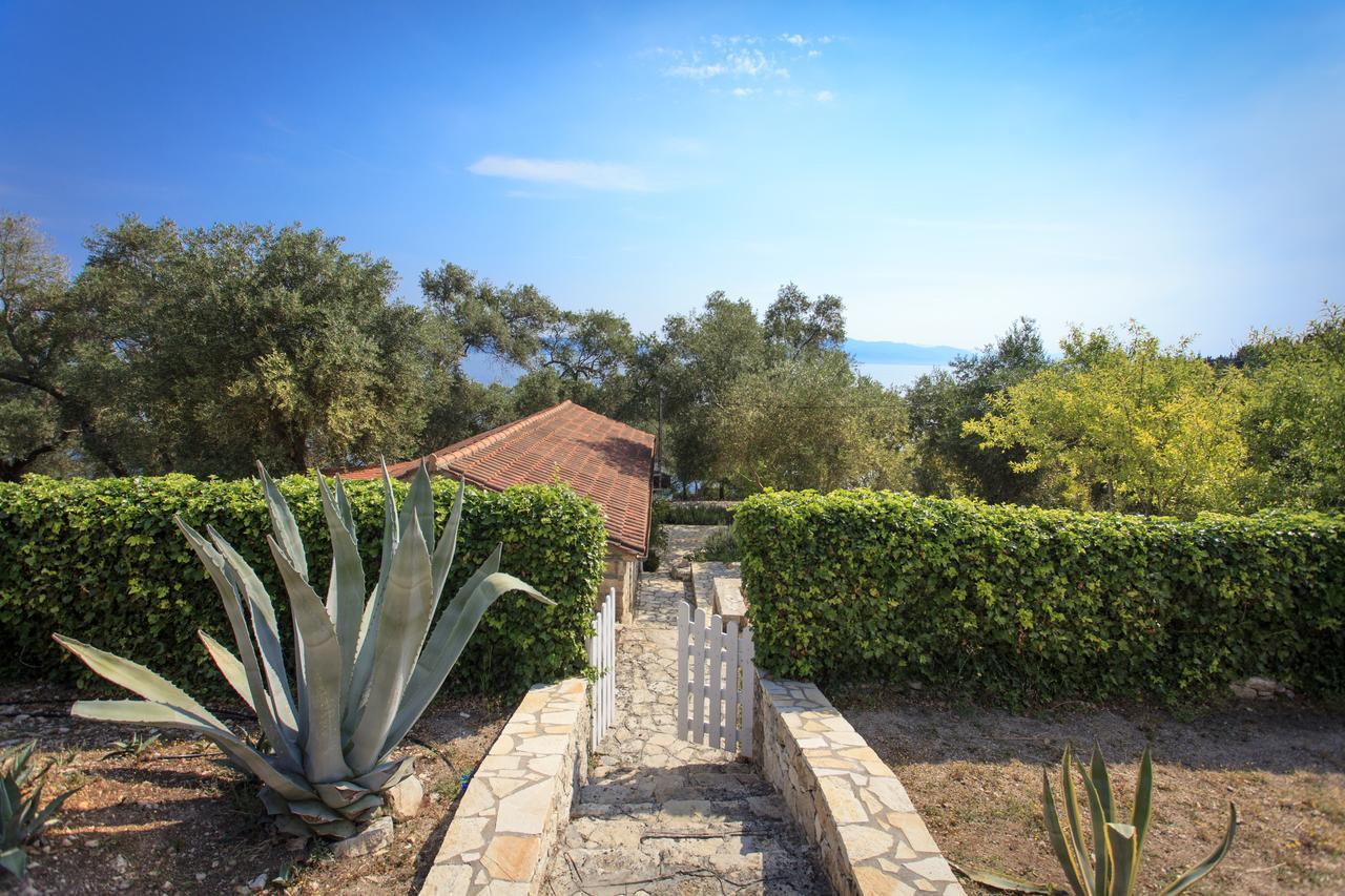 Longós Glyfada Beach Villas מראה חיצוני תמונה